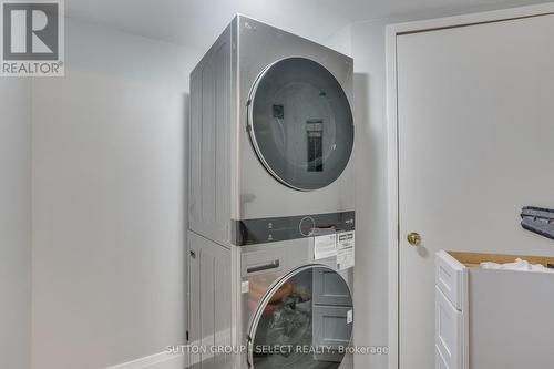 309 - 250 Sydenham Street, London, ON - Indoor Photo Showing Laundry Room