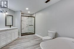 En-Suite Bath - 