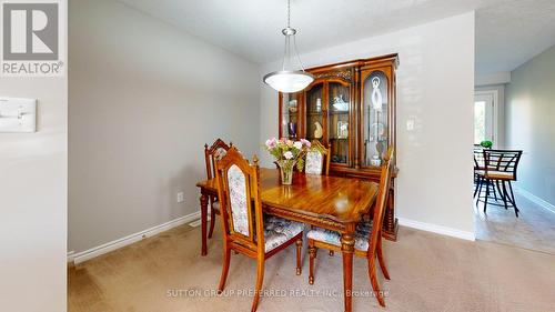 Your furniture will fit - 50 - 3320 Meadowgate Boulevard, London, ON - Indoor Photo Showing Dining Room