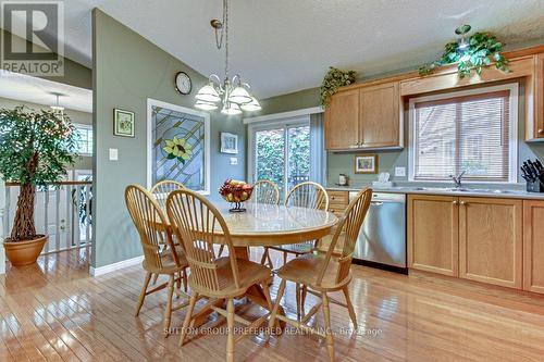 77 Simms Court, London, ON - Indoor Photo Showing Dining Room