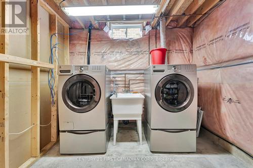 26 Jacqueline Boulevard, Hamilton (Allison), ON - Indoor Photo Showing Laundry Room