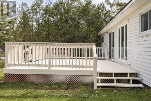 20927 Lakeside Drive, Thames Centre (Thorndale), ON - Outdoor With Deck Patio Veranda With Exterior