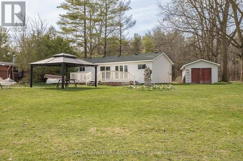 20927 Lakeside Drive, Thames Centre (Thorndale), ON - Outdoor With Deck Patio Veranda