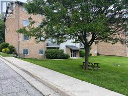 5 - 675 WONDERLAND ROAD S  London, ON N6K 1M1