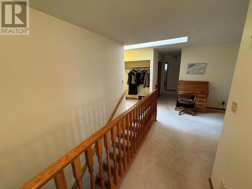 210 Winnipeg Avenue, Grand Forks, BC - Indoor Photo Showing Other Room