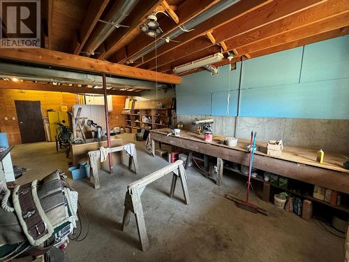 210 Winnipeg Avenue, Grand Forks, BC - Indoor Photo Showing Basement