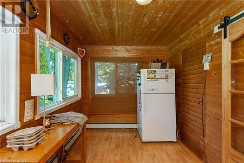 871 Jocko Point Road, North Bay, ON - Indoor Photo Showing Kitchen