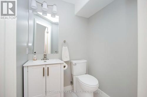 406 - 300 D'Arcy Street, Cobourg, ON - Indoor Photo Showing Bathroom