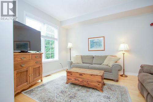 406 - 300 D'Arcy Street, Cobourg, ON - Indoor Photo Showing Living Room