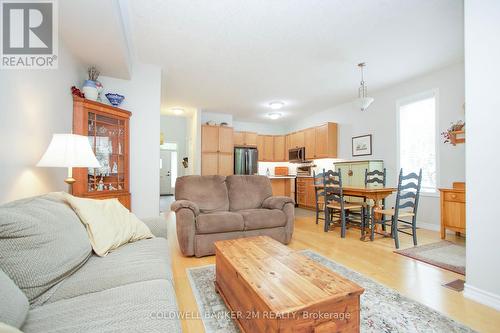 406 - 300 D'Arcy Street, Cobourg, ON - Indoor Photo Showing Living Room