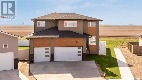 37 Broda Terrace, Moose Jaw, SK - Outdoor