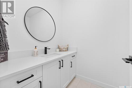 37 Broda Terrace, Moose Jaw, SK - Indoor Photo Showing Bathroom