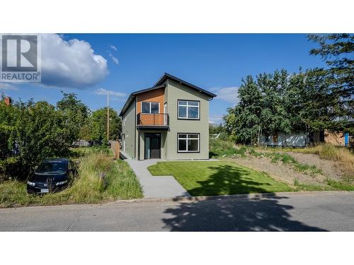 1668 11Th Avenue, Prince George, BC - Outdoor