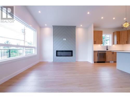 1668 11Th Avenue, Prince George, BC - Indoor