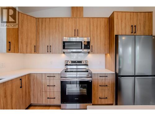 1668 11Th Avenue, Prince George, BC - Indoor Photo Showing Kitchen