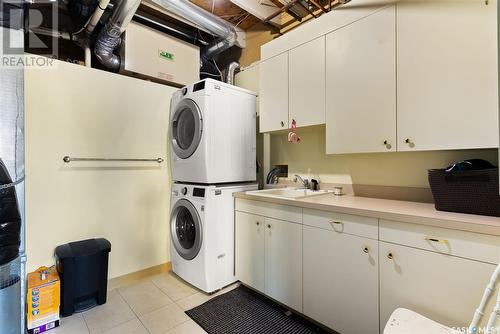 1146 Fort Street, Regina, SK - Indoor Photo Showing Laundry Room