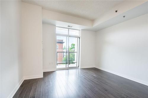 90 Charlton Avenue W|Unit #308, Hamilton, ON - Indoor Photo Showing Other Room