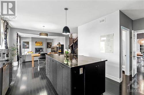 2560 Half Moon Bay Road, Ottawa, ON - Indoor Photo Showing Kitchen With Upgraded Kitchen