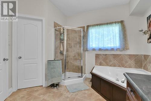 Ensuite Bath - 6798 Riverview Drive, Cornwall, ON - Indoor Photo Showing Bathroom