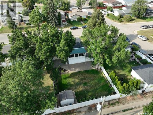 1407 Hochelaga Street W, Moose Jaw, SK - Outdoor