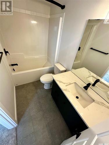 8633 Wheat Crescent, Regina, SK - Indoor Photo Showing Bathroom