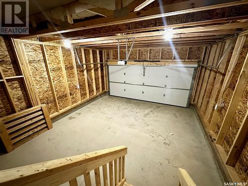 8633 Wheat Crescent, Regina, SK - Indoor Photo Showing Garage