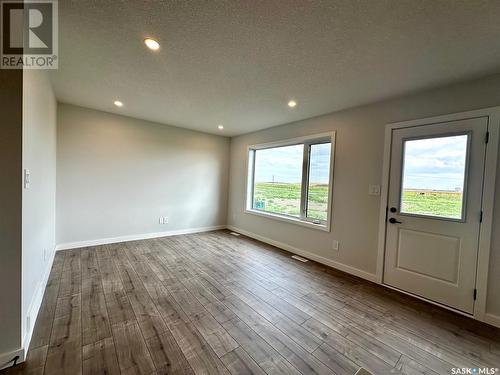 8633 Wheat Crescent, Regina, SK - Indoor Photo Showing Other Room