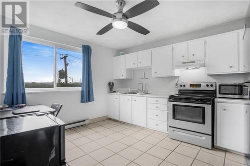 938 Cartier Boulevard Unit#5, Hawkesbury, ON - Indoor Photo Showing Kitchen