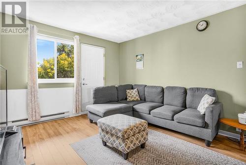 938 Cartier Boulevard Unit#5, Hawkesbury, ON - Indoor Photo Showing Living Room