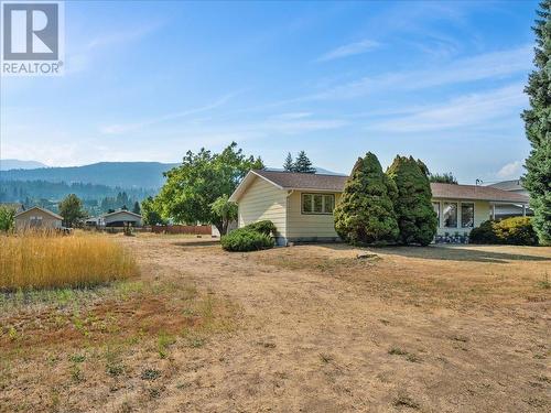 1013 Bridgeview Crescent, Ootischenia, BC - Outdoor