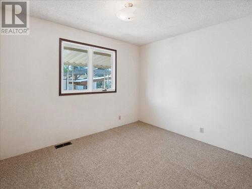 1013 Bridgeview Crescent, Ootischenia, BC - Indoor Photo Showing Other Room