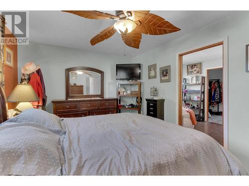 323 Mcpherson Place, Prince George, BC - Indoor Photo Showing Bedroom