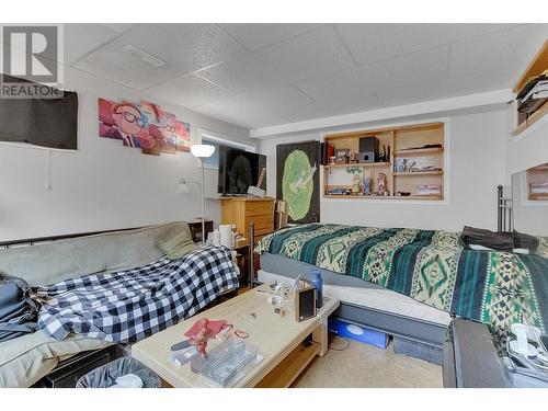 323 Mcpherson Place, Prince George, BC - Indoor Photo Showing Bedroom