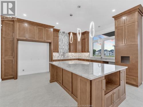 4461 Caterina, Lasalle, ON - Indoor Photo Showing Kitchen