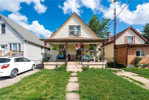 8 Maitland Street, Thorold, ON - Outdoor With Deck Patio Veranda