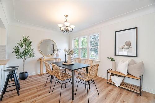 344 East 12Th Street, Hamilton, ON - Indoor Photo Showing Dining Room