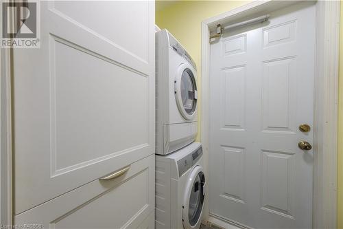 504 Fawn Ridge W, Point Clark, ON - Indoor Photo Showing Laundry Room