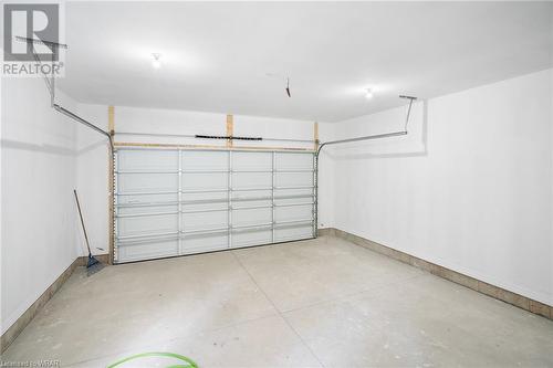 3299 Snider Road, Port Colborne, ON - Indoor Photo Showing Garage