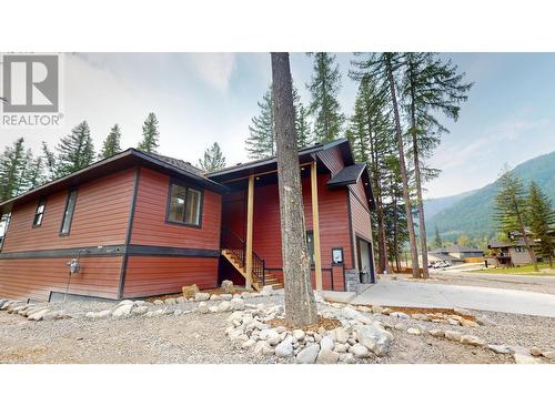 2042 Golden Eagle Drive, Sparwood, BC - Outdoor