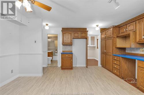 4580 Howard, Windsor, ON - Indoor Photo Showing Kitchen