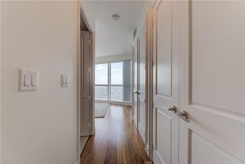 388 Yonge Street|Unit #7116, Toronto, ON - Indoor Photo Showing Other Room