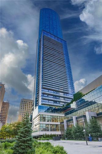 388 Yonge Street|Unit #7116, Toronto, ON - Outdoor