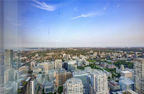 388 Yonge Street|Unit #7116, Toronto, ON - Outdoor With View