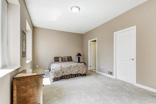 77 Governors Road|Unit #501, Dundas, ON - Indoor Photo Showing Bedroom