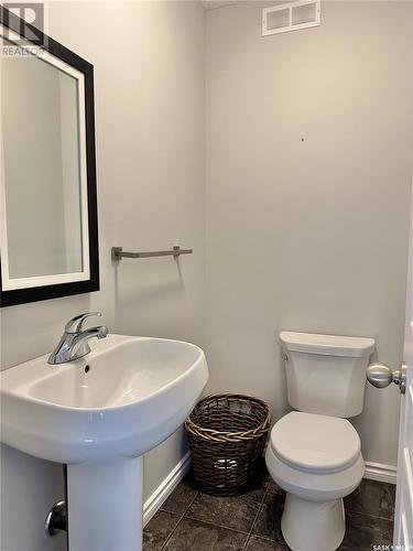 405 Second Avenue E, Spiritwood, SK - Indoor Photo Showing Bathroom