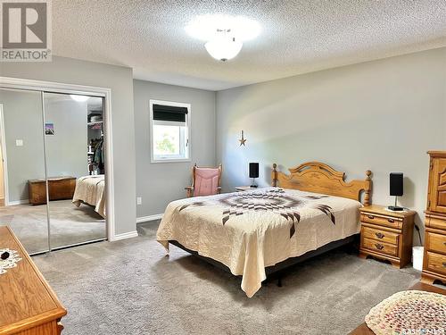 405 Second Avenue E, Spiritwood, SK - Indoor Photo Showing Bedroom