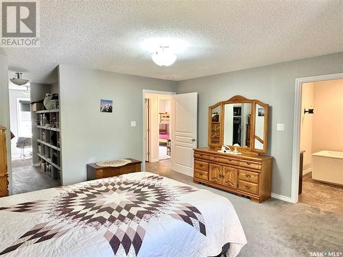 405 Second Avenue E, Spiritwood, SK - Indoor Photo Showing Bedroom