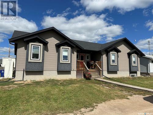 405 Second Avenue E, Spiritwood, SK - Outdoor