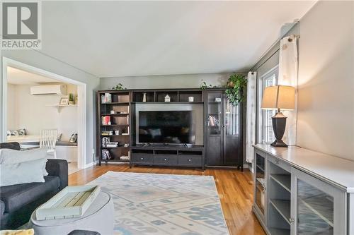 63 Bridlewood Way, Moncton, NB - Indoor Photo Showing Living Room