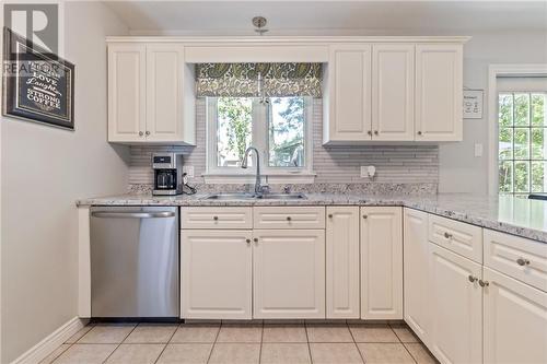 63 Bridlewood Way, Moncton, NB - Indoor Photo Showing Kitchen With Double Sink With Upgraded Kitchen